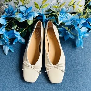 Franco Sarto Ivory Alexane Ballet Flats Size 8